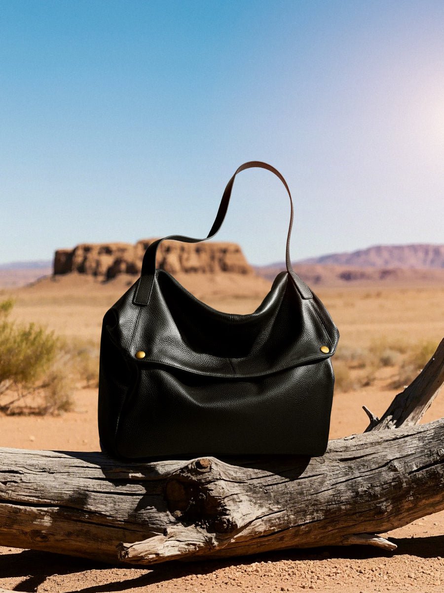Aubrine Aveline Hobo Bag in Black