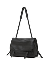 Aubrine Blanche Shoulder Bag in Black