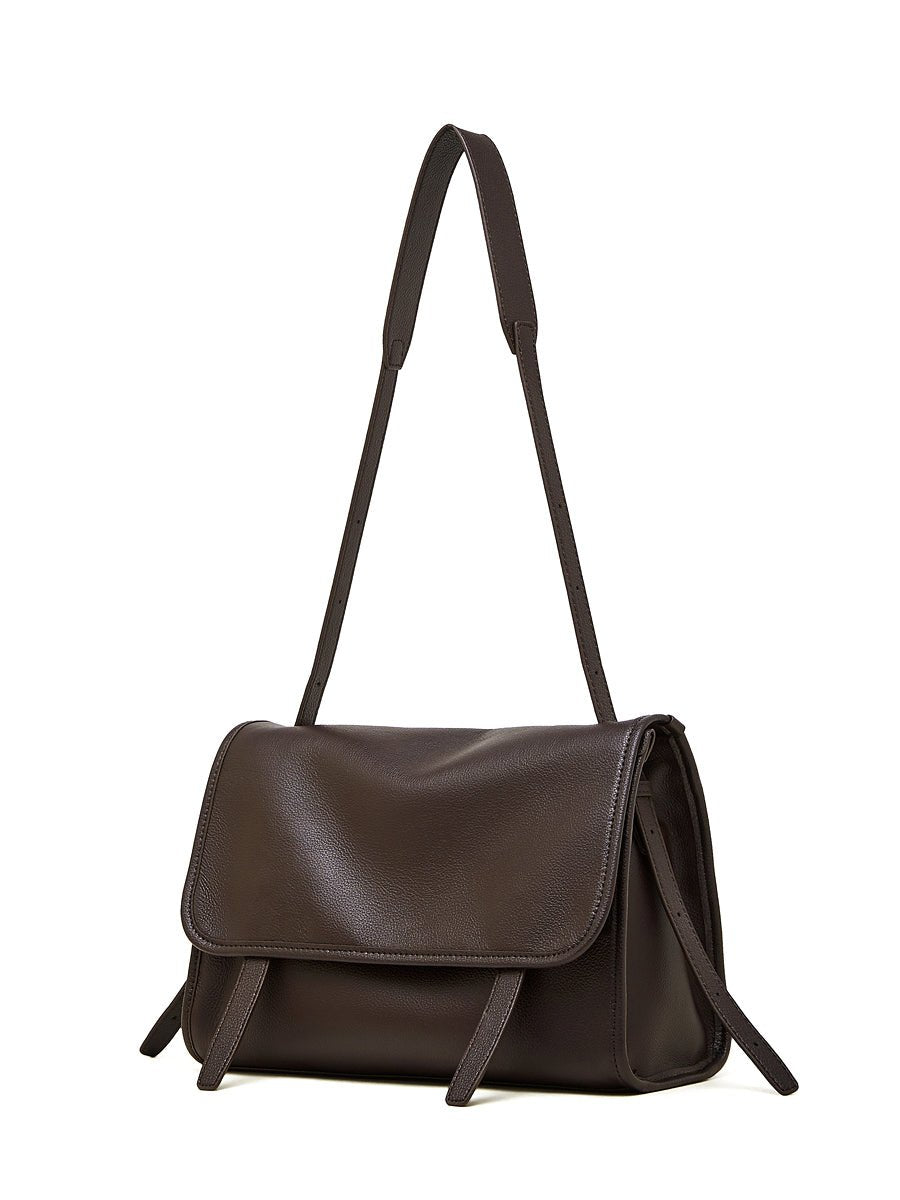 Aubrine Blanche Shoulder Bag in Black
