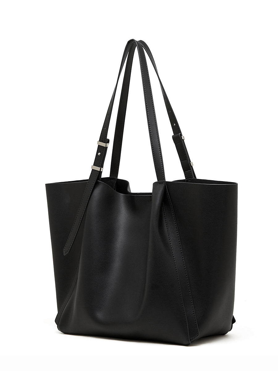 Aubrine Clarisse Tote in Black
