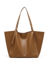 Aubrine Clarisse Tote in Black