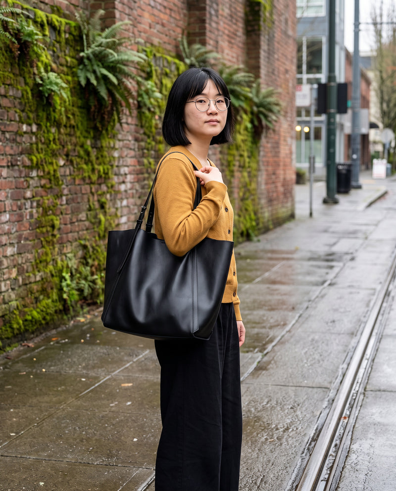 Aubrine Clarisse Tote, worn