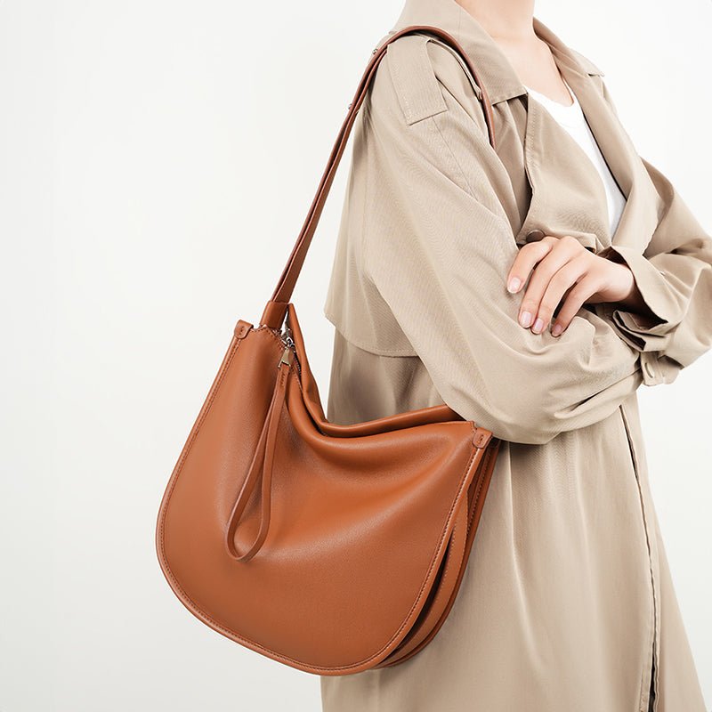 Aubrine Nathalie Tote in Black, worn