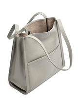 Aubrine Reine Shoulder Bag in Grey