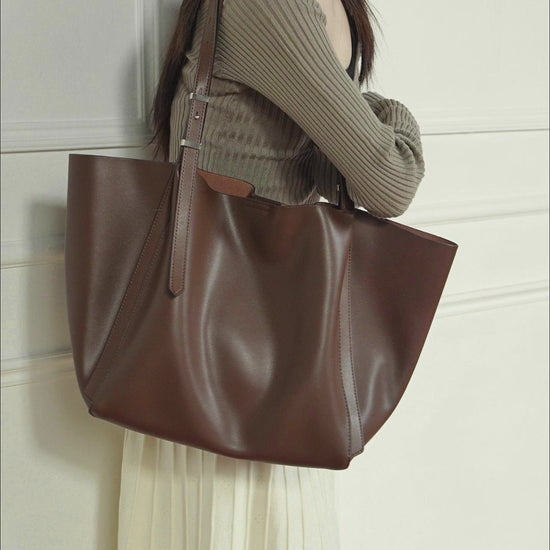 Aubrine Clarisse Tote, video