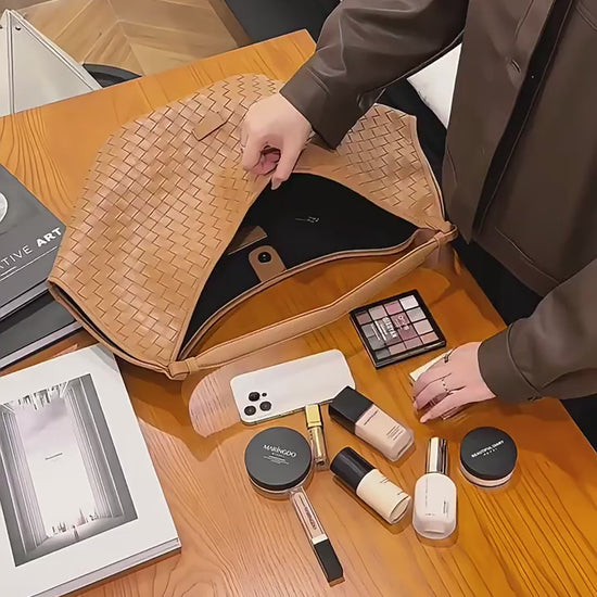 Aubrine Eliane Woven Bag, video