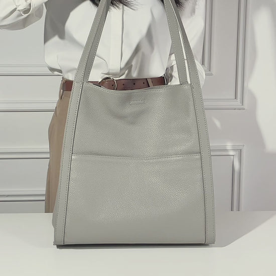 Aubrine Reine Shoulder Bag, video
