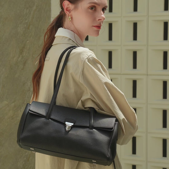 Aubrine Leonie Tote, video