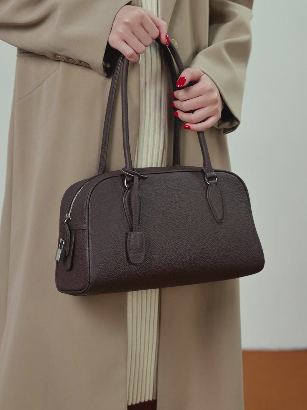Aubrine Elise Boston Bag, video