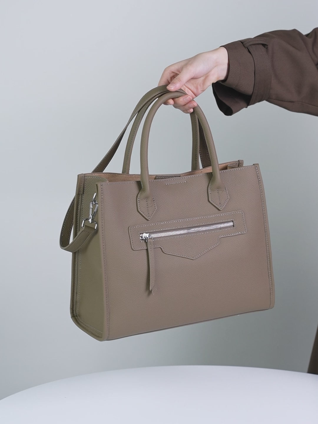 Aubrine Yvette Tote, video