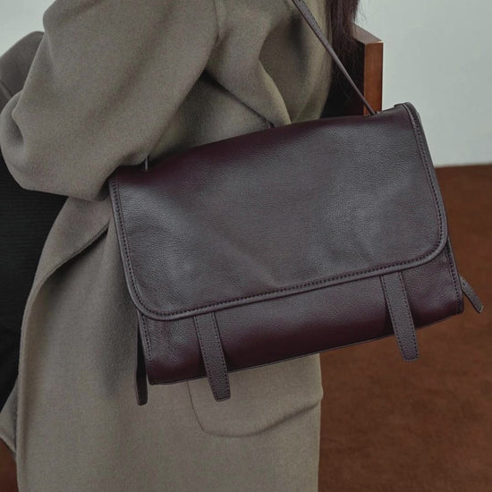 Aubrine Blanche Shoulder Bag, video