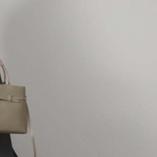 Aubrine Ernestine Satchel, video